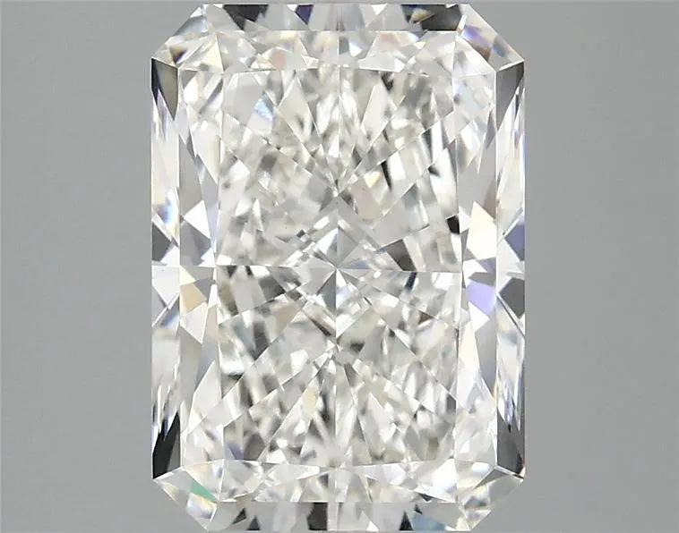 3.04ct Radiant Lab Grown Diamond (Colour G, Clarity VVS2, IGI Certified)
