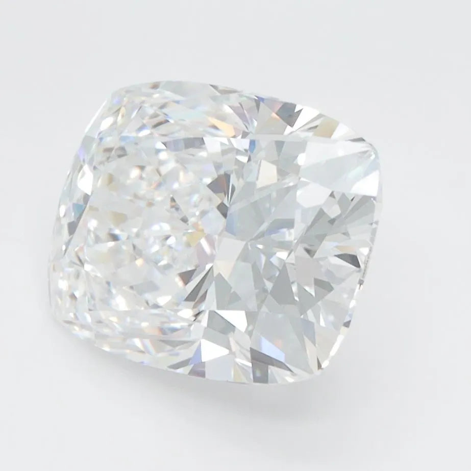 3.05ct Cushion brilliant Lab Grown Diamond (Colour D, Clarity VVS2, IGI Certified)