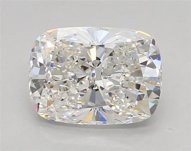 3.05ct Cushion modified Lab Grown Diamond (Colour E, Clarity VVS2, IGI Certified)