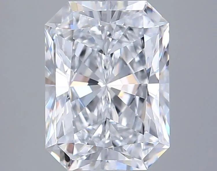 3.05ct Radiant Lab Grown Diamond (Colour D, Clarity VVS1, IGI Certified)