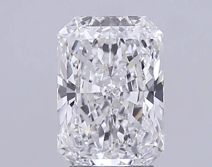 3.05ct Radiant Lab Grown Diamond (Colour D, Clarity VVS2, IGI Certified)
