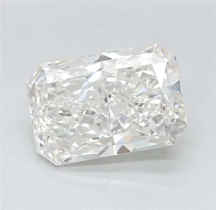 3.05ct Radiant Lab Grown Diamond (Colour F, Clarity VVS2, Cut EX, IGI Certified)