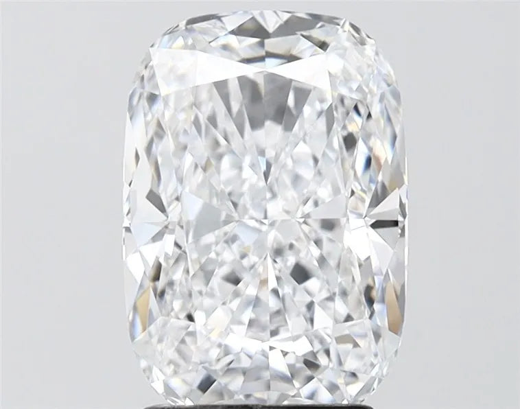 3.06ct Cushion modified Lab Grown Diamond (Colour E, Clarity VVS1, IGI Certified)