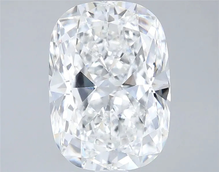 3.06ct Cushion modified Lab Grown Diamond (Colour E, Clarity VVS1, IGI Certified)