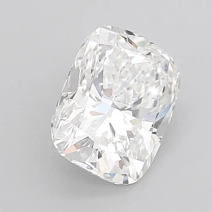 3.06ct Cushion modified Lab Grown Diamond (Colour E, Clarity VVS2, IGI Certified)