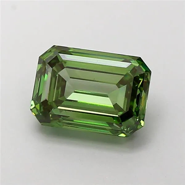 3.06ct Emerald Lab Grown Diamond (Colour Fancy Vivid Green, Clarity VS1, IGI Certified)
