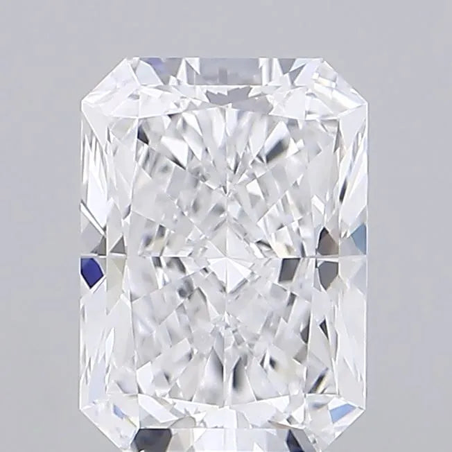 3.06ct Radiant Lab Grown Diamond (Colour D, Clarity VVS1, IGI Certified)