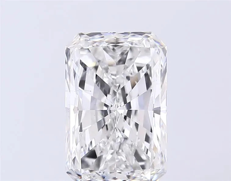3.06ct Radiant Lab Grown Diamond (Colour E, Clarity VS2, IGI Certified)