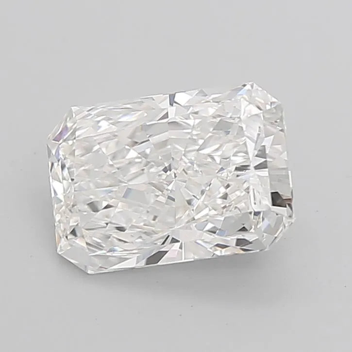 3.06ct Radiant Lab Grown Diamond (Colour E, Clarity VVS2, IGI Certified)