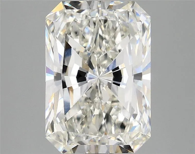 3.06ct Radiant Lab Grown Diamond (Colour G, Clarity VS1, IGI Certified)