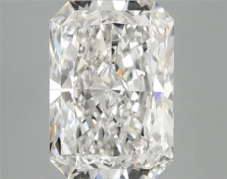 3.06ct Radiant Lab Grown Diamond (Colour G, Clarity VVS2, IGI Certified)