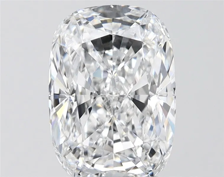 3.07ct Cushion modified Lab Grown Diamond (Colour D, Clarity VVS1, IGI Certified)