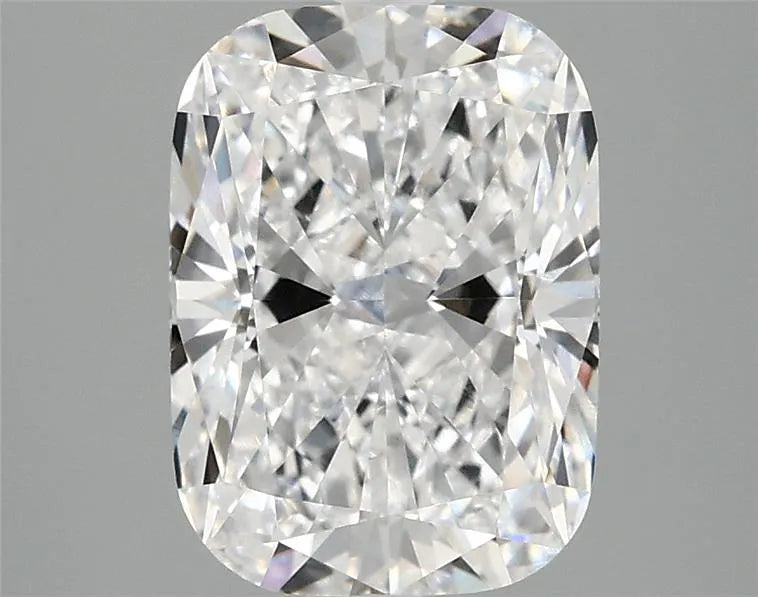 3.07ct Cushion modified Lab Grown Diamond (Colour D, Clarity VVS2, IGI Certified)