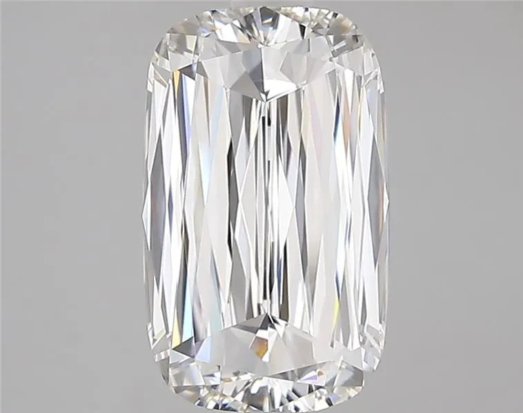 3.07ct Cushion modified Lab Grown Diamond (Colour E, Clarity VVS2, IGI Certified)