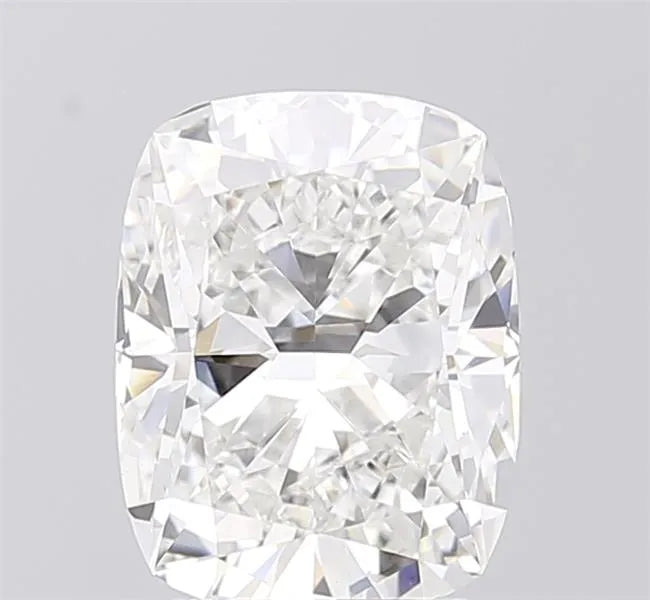3.07ct Cushion modified Lab Grown Diamond (Colour E, Clarity VVS2, IGI Certified)