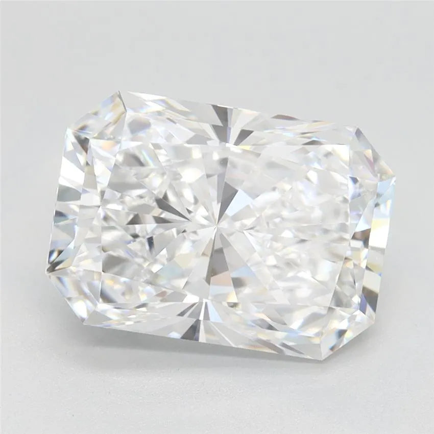 3.07ct Radiant Lab Grown Diamond (Colour D, Clarity IF, IGI Certified)