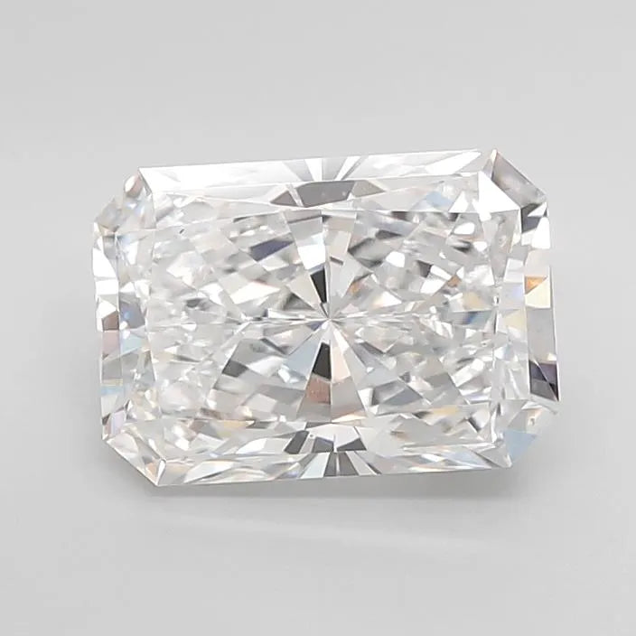 3.07ct Radiant Lab Grown Diamond (Colour D, Clarity VS1, IGI Certified)