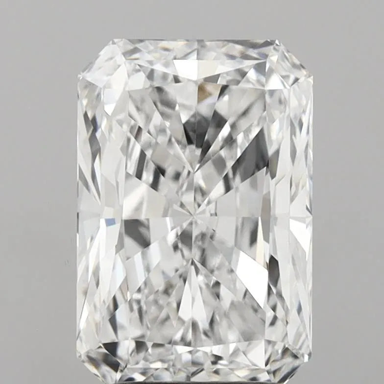 3.07ct Radiant Lab Grown Diamond (Colour D, Clarity VVS1, IGI Certified)