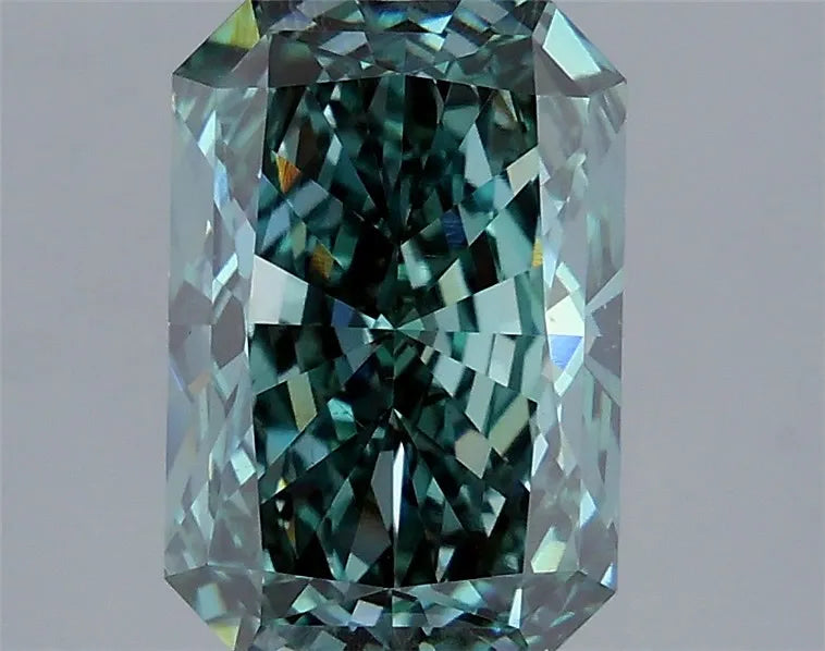 3.07ct Radiant Lab Grown Diamond (Colour Fancy Vivid Blueish Green, Clarity VS1, IGI Certified)