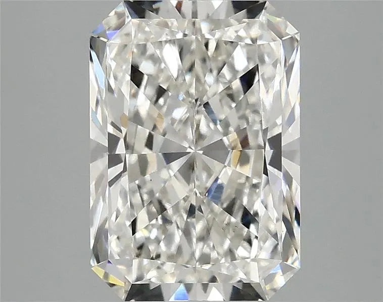 3.07ct Radiant Lab Grown Diamond (Colour G, Clarity VS2, IGI Certified)