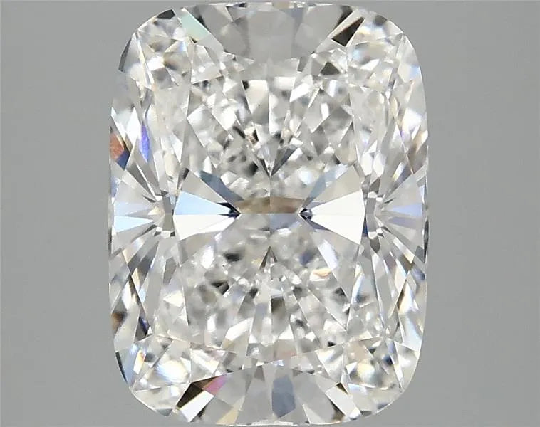 3.08ct Cushion modified Lab Grown Diamond (Colour E, Clarity VS1, IGI Certified)