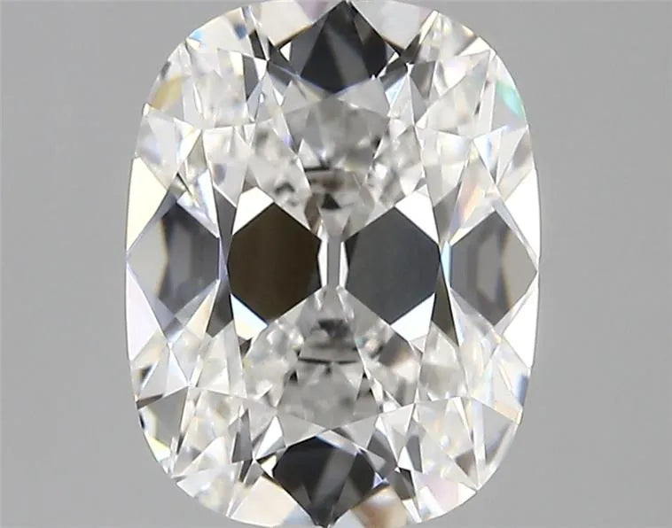 3.08ct Cushion modified Lab Grown Diamond (Colour E, Clarity VVS2, IGI Certified)