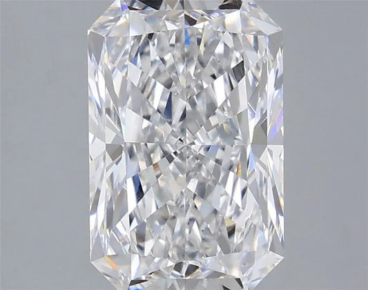 3.08ct Radiant Lab Grown Diamond (Colour D, Clarity VVS2, IGI Certified)