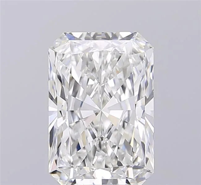 3.08ct Radiant Lab Grown Diamond (Colour E, Clarity VVS2, IGI Certified)