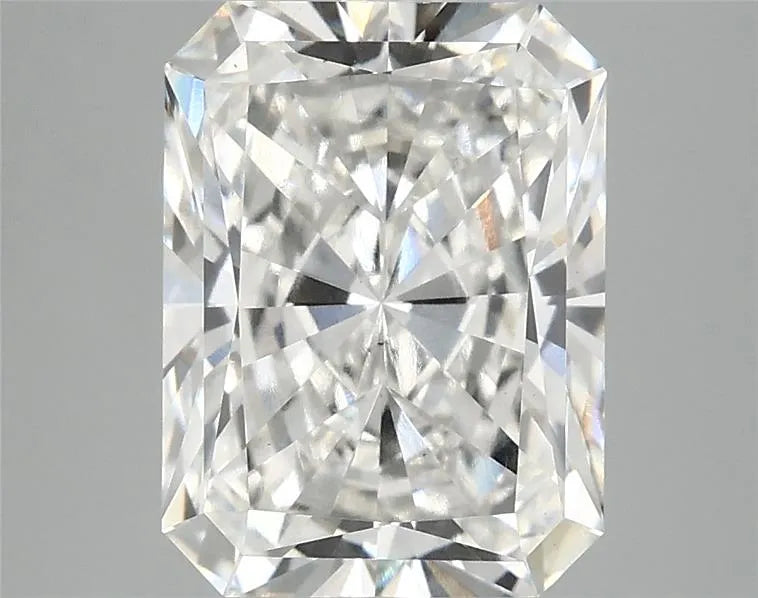 3.08ct Radiant Lab Grown Diamond (Colour F, Clarity VS2, IGI Certified)