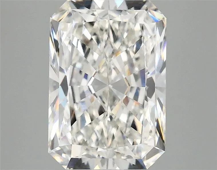 3.08ct Radiant Lab Grown Diamond (Colour G, Clarity VS1, IGI Certified)