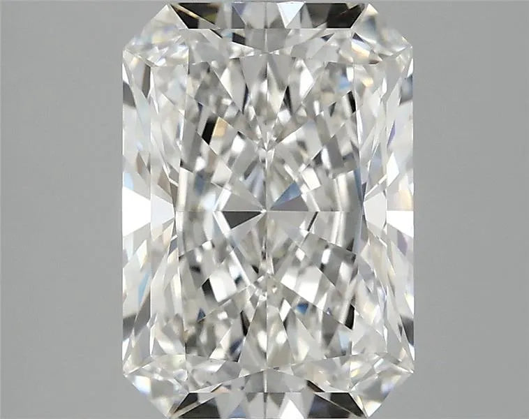3.08ct Radiant Lab Grown Diamond (Colour G, Clarity VS1, IGI Certified)