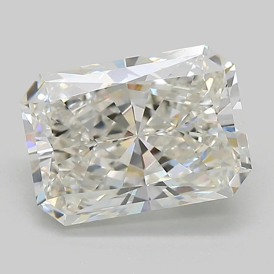 3.08ct Radiant Lab Grown Diamond (Colour G, Clarity VS1, IGI Certified)