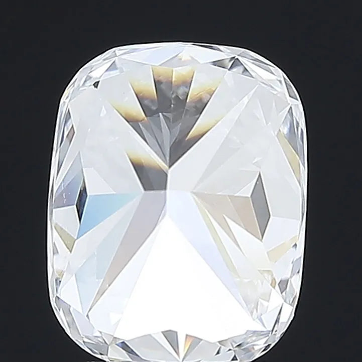 3.09ct Cushion modified Lab Grown Diamond (Colour D, Clarity VVS2, IGI Certified)