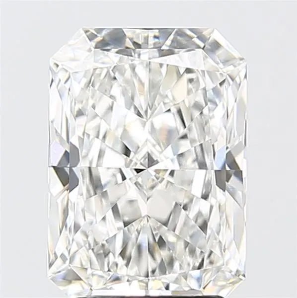 3.09ct Radiant Lab Grown Diamond (Colour F, Clarity VVS2, IGI Certified)