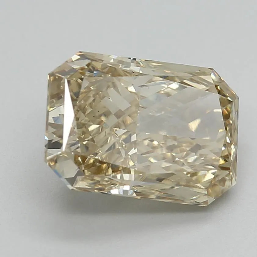 3.09ct Radiant Lab Grown Diamond (Colour Fancy Yellow, Clarity VS2, IGI Certified)