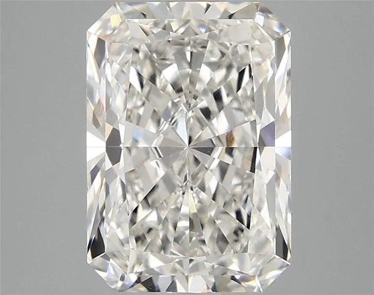 3.09ct Radiant Lab Grown Diamond (Colour G, Clarity VVS2, IGI Certified)