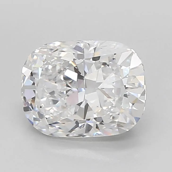 3.10ct Cushion modified Lab Grown Diamond (Colour D, Clarity VVS2, IGI Certified)