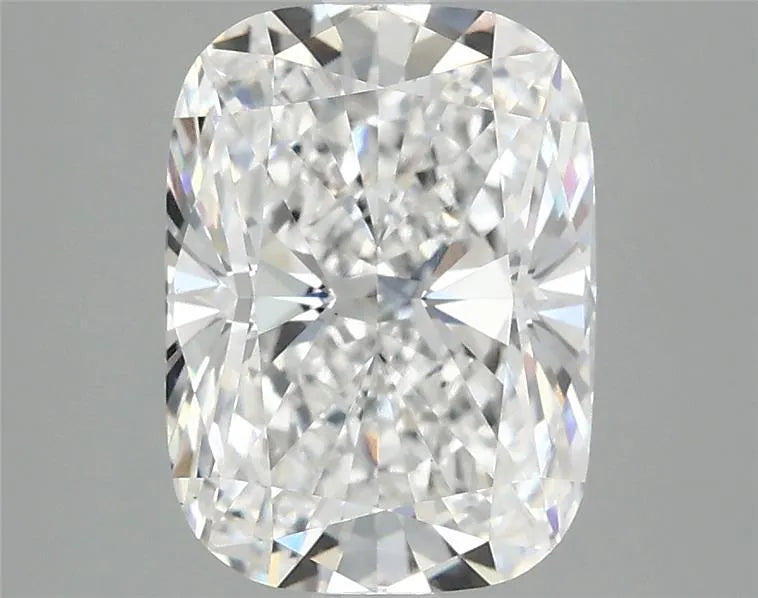 3.10ct Cushion modified Lab Grown Diamond (Colour E, Clarity VS1, IGI Certified)