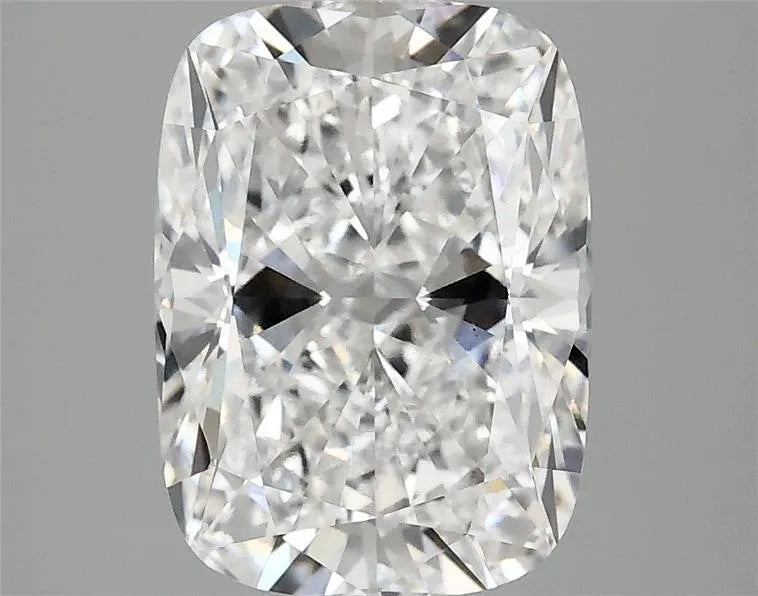 3.10ct Cushion modified Lab Grown Diamond (Colour E, Clarity VS1, IGI Certified)