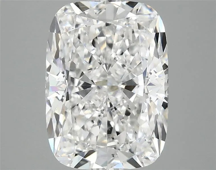 3.10ct Cushion modified Lab Grown Diamond (Colour E, Clarity VS2, IGI Certified)