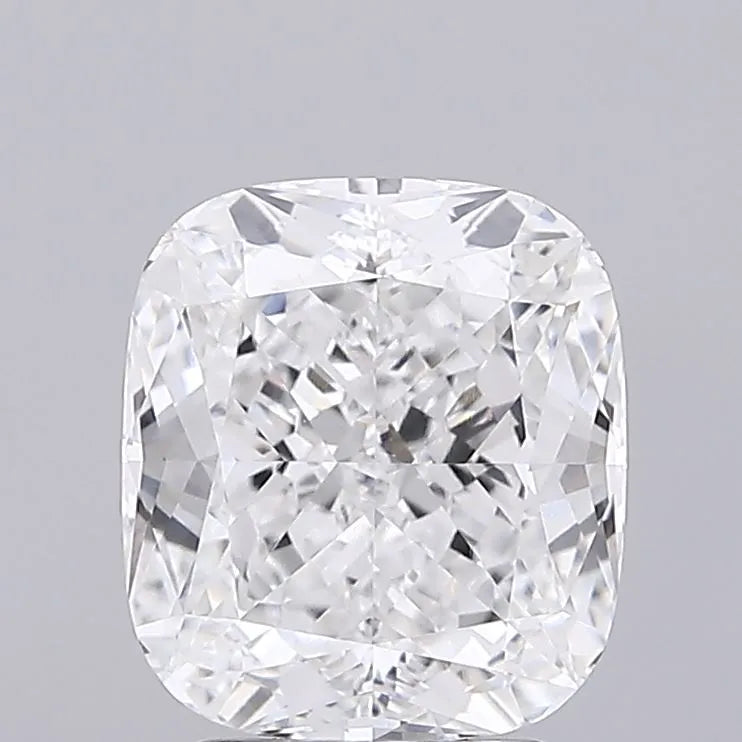 3.10ct Cushion modified Lab Grown Diamond (Colour E, Clarity VVS2, IGI Certified)