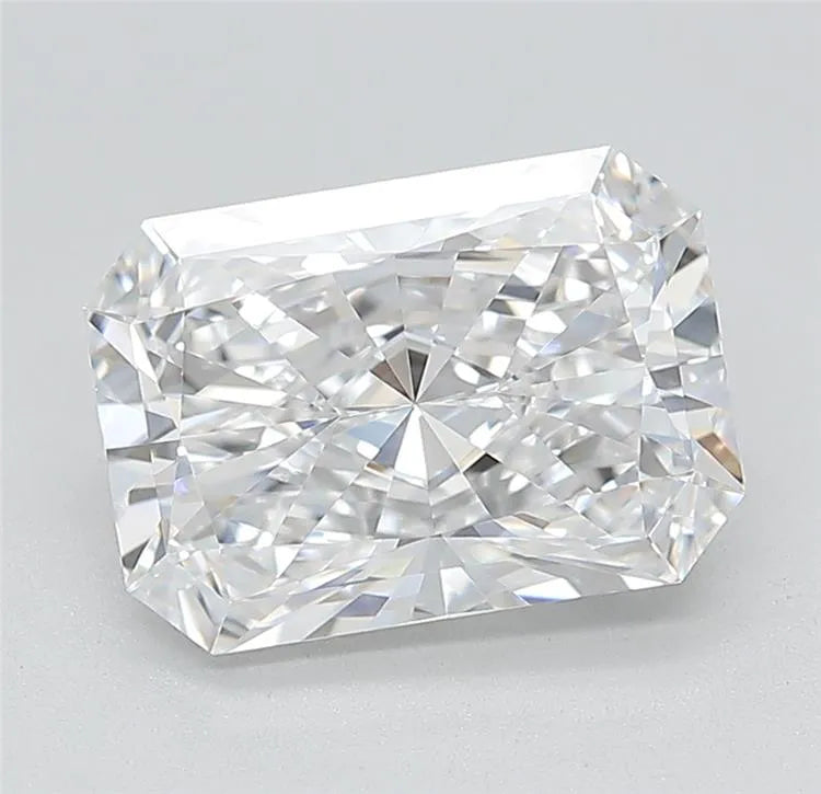 3.10ct Radiant Lab Grown Diamond (Colour D, Clarity IF, Cut EX, IGI Certified)