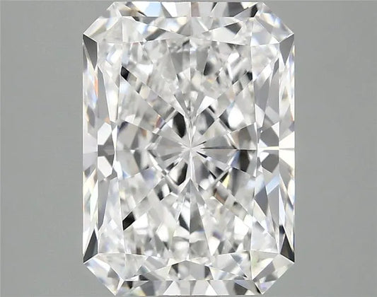 3.10ct Radiant Lab Grown Diamond (Colour D, Clarity VVS2, IGI Certified)