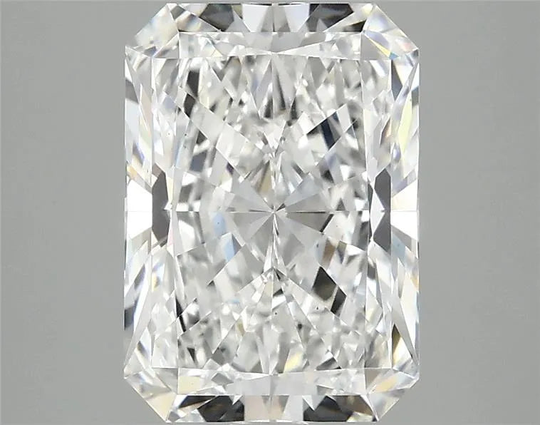 3.10ct Radiant Lab Grown Diamond (Colour E, Clarity VS2, IGI Certified)