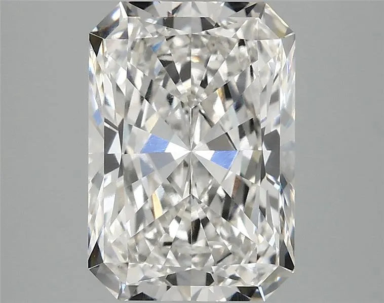 3.10ct Radiant Lab Grown Diamond (Colour F, Clarity VVS1, IGI Certified)