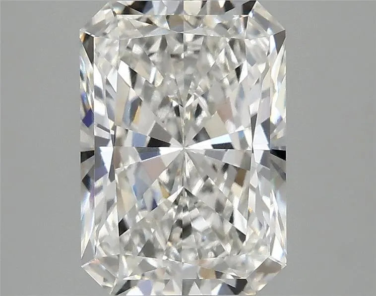 3.10ct Radiant Lab Grown Diamond (Colour F, Clarity VVS2, IGI Certified)
