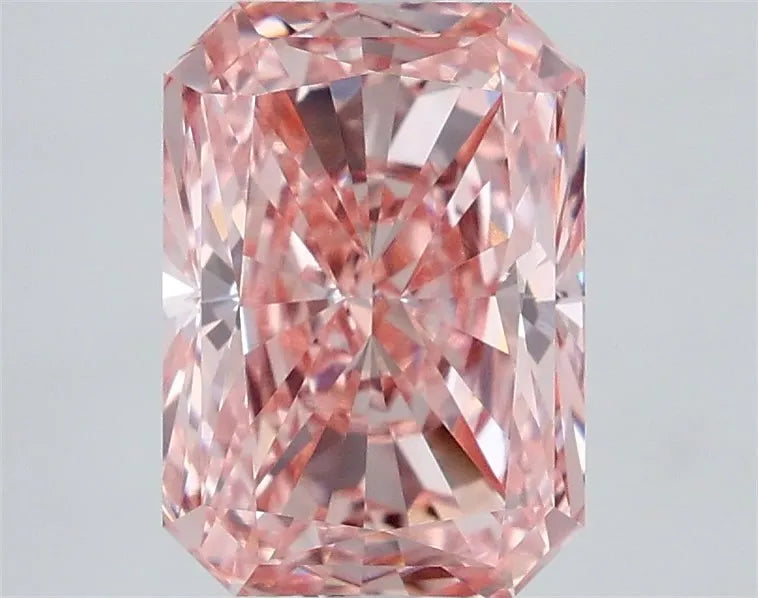 3.10ct Radiant Lab Grown Diamond (Colour Fancy Vivid Pink, Clarity VVS2, IGI Certified)