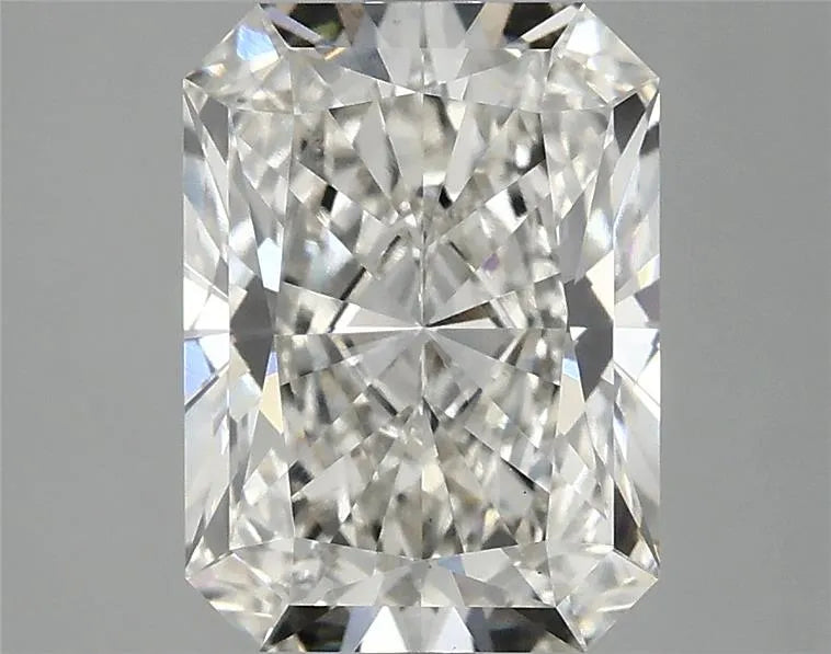 3.10ct Radiant Lab Grown Diamond (Colour G, Clarity VS1, IGI Certified)