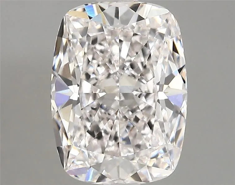3.11ct Cushion modified Lab Grown Diamond (Colour F, Clarity VVS1, IGI Certified)