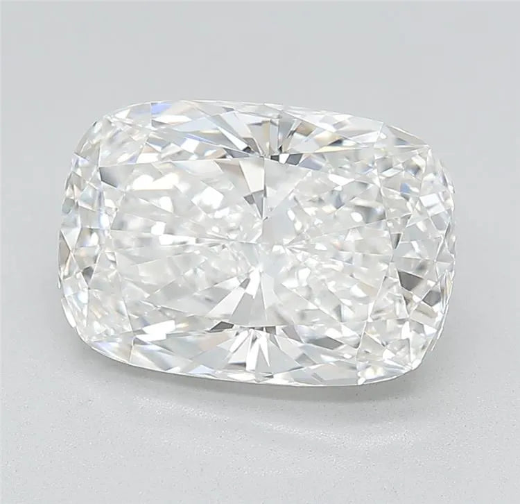 3.12ct Cushion modified Lab Grown Diamond (Colour E, Clarity VVS2, Cut EX, IGI Certified)